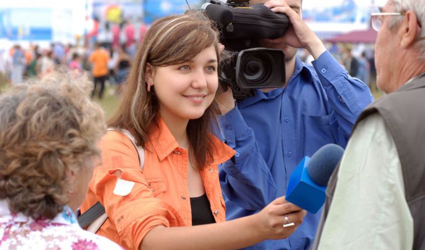 Reporter - Be Interesting Win Leads At Trade Shows